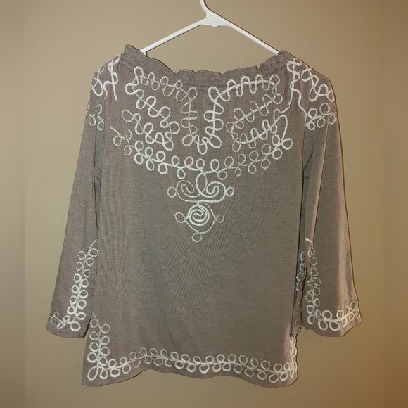 Lauren Michelle Women's Embroidered Brown Top W/bell Sleeve, Size M - Picture 2 of 6